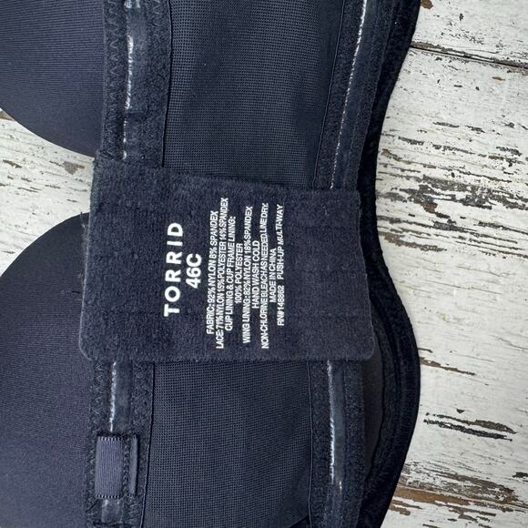 Torrid Black Strapless Push Up Bra Multiway Size 46C No Straps Underwired - Picture 3 of 8